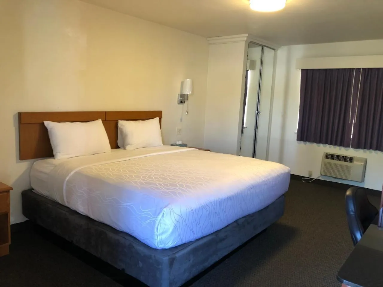 Monticello Motel Portland