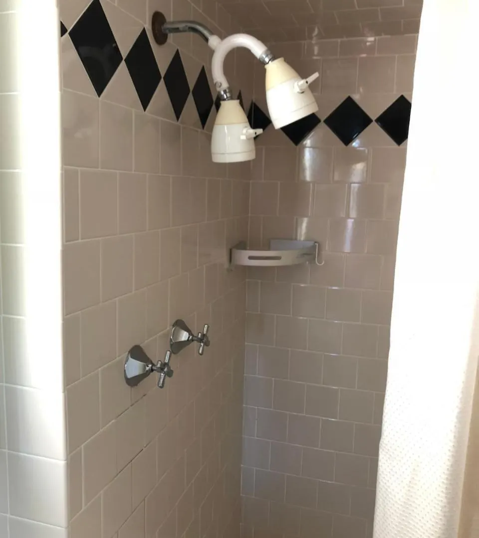Monticello Motel Portland