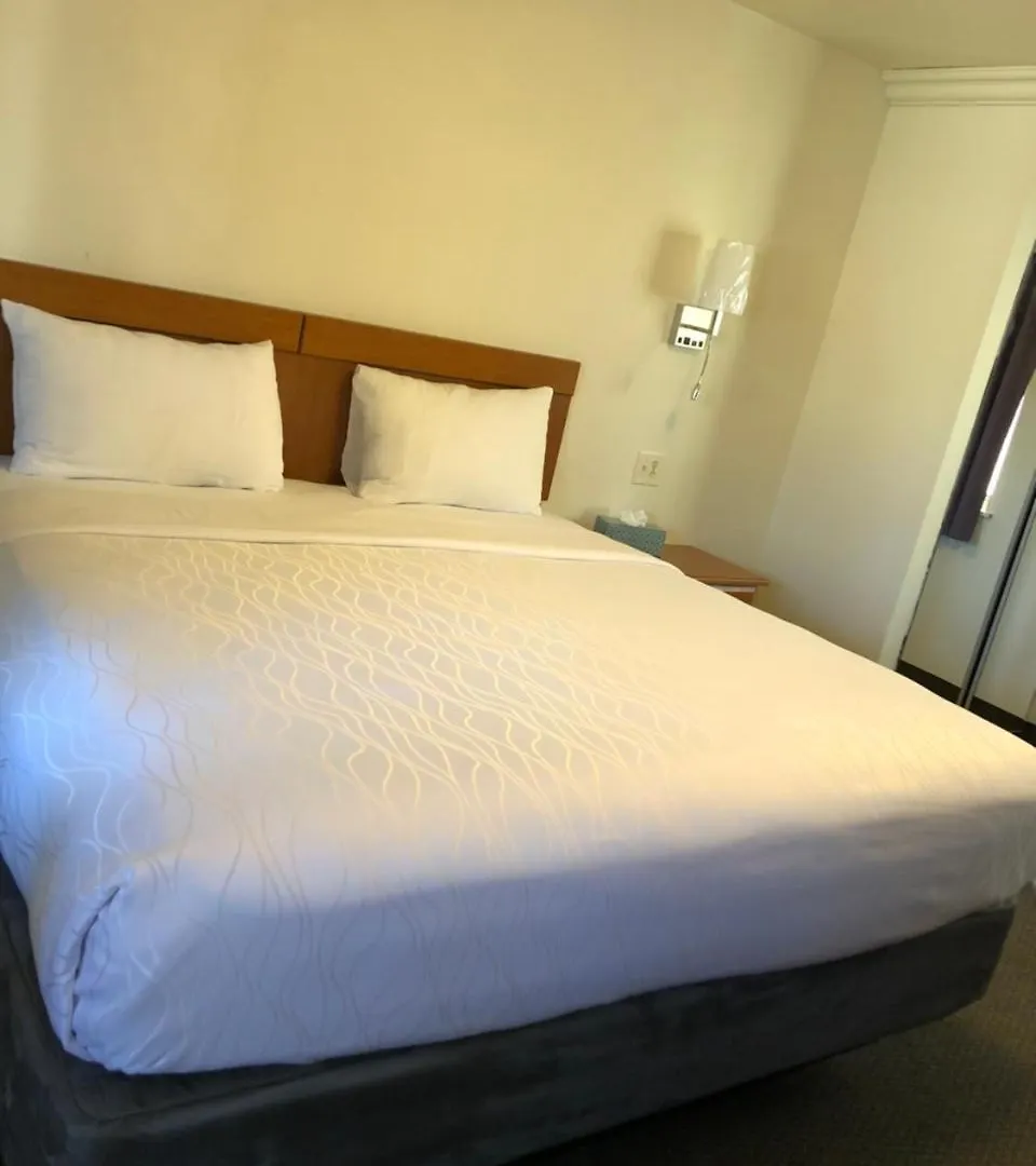 Monticello Motel Portland