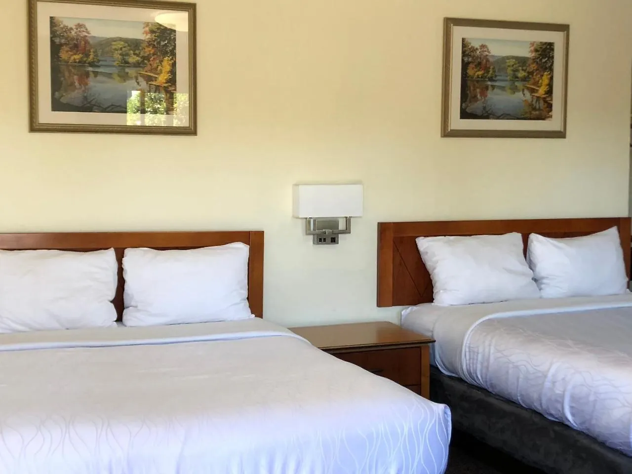 Monticello Motel Portland