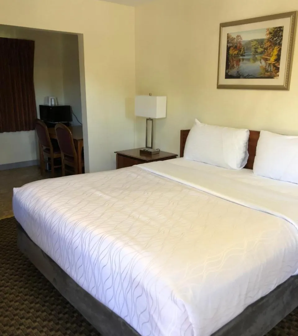 Monticello Motel Portland