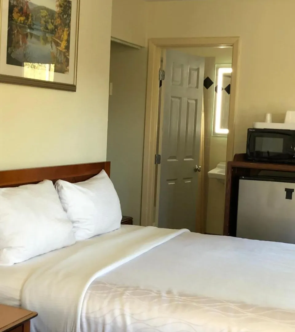 Monticello Motel Portland